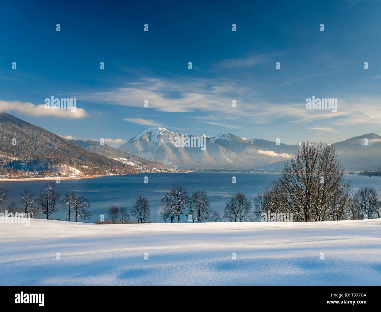Look at the Tegernsee with Gmund in winter, Upper Bavaria, Bavarians, Germany, Europe, Blick auf den Tegernsee bei Gmund im Winter, Oberbayern, Bayern Stock Photo