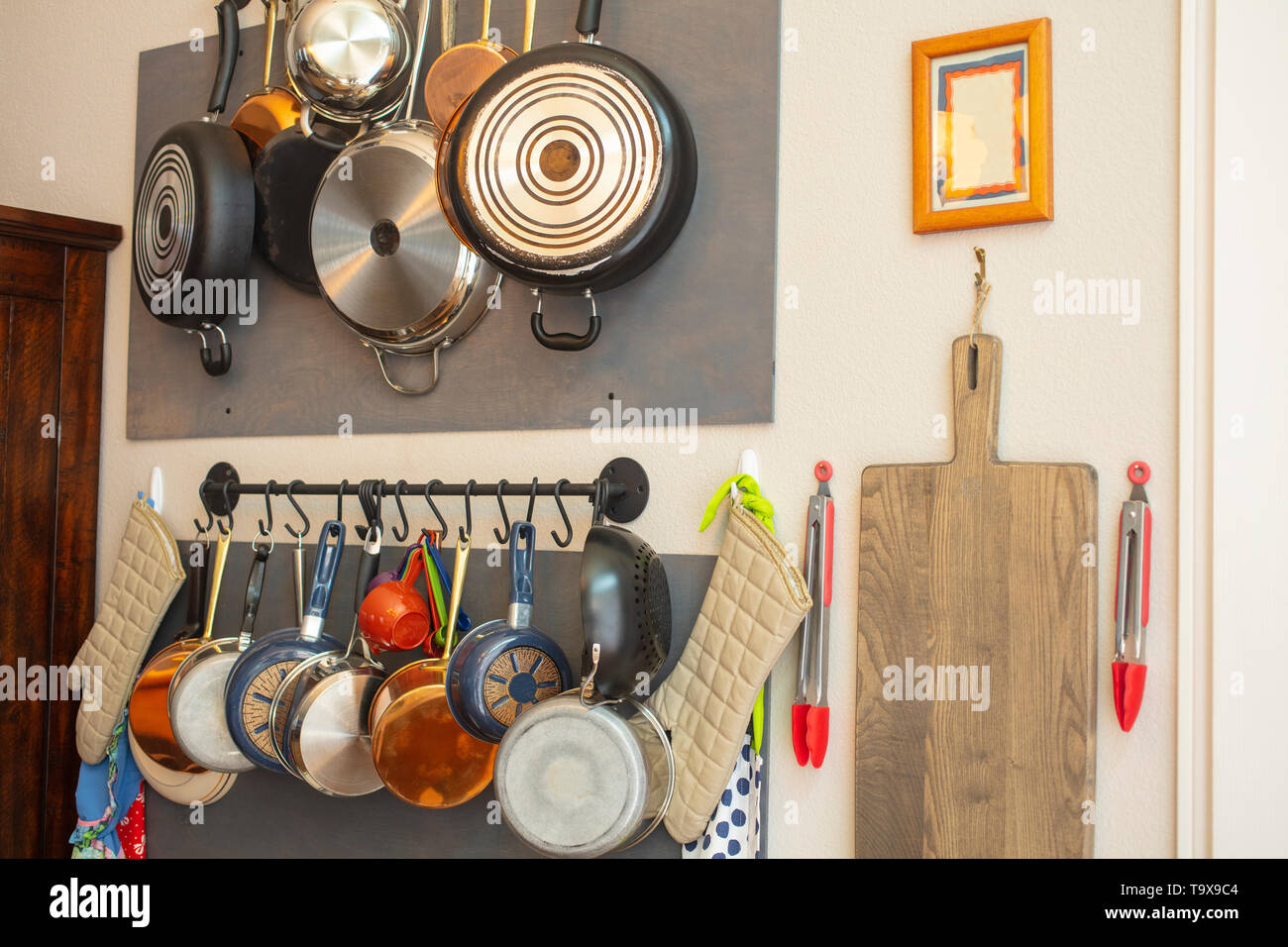 Kitchen Decoration, Frying Pan Storage