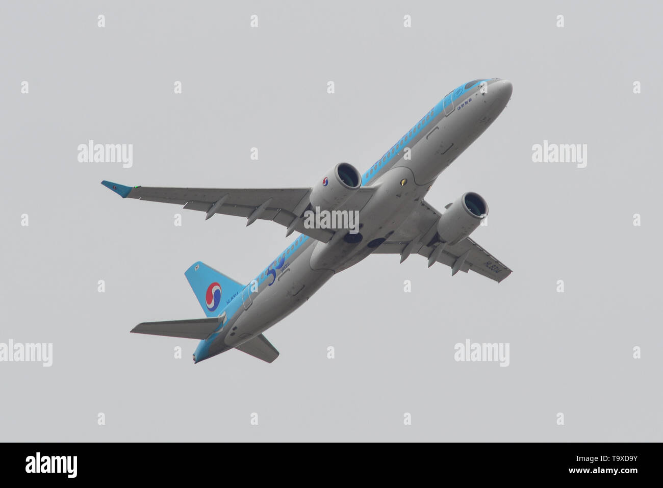 Airbus A220 Stock Photos Airbus A220 Stock Images Page 2