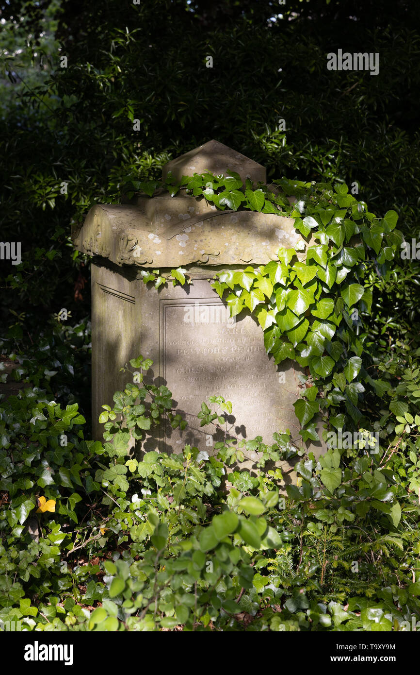 BRISTOL, UK - MAY 13 : Sunlit tombs along Birdcage Walk in Bristol on May 13, 2019 Stock Photo