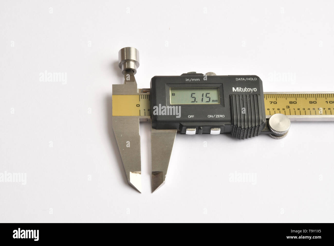 Vernier caliper hires stock photography and images Alamy