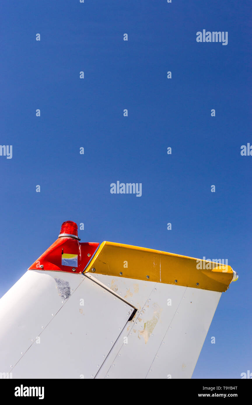 Airport strobe lights hi-res stock photography and images - Alamy