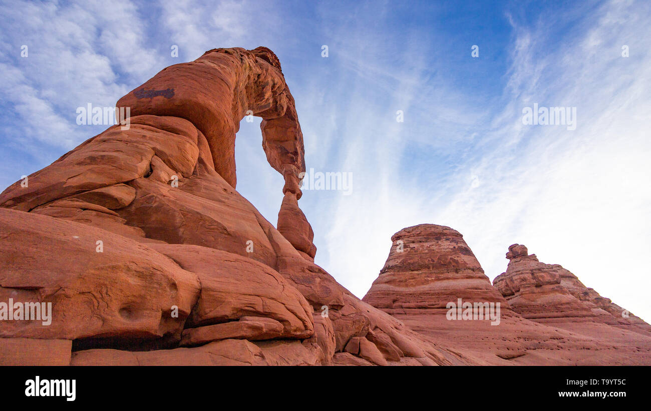 Delicate arch hike hi-res stock photography and images - Alamy