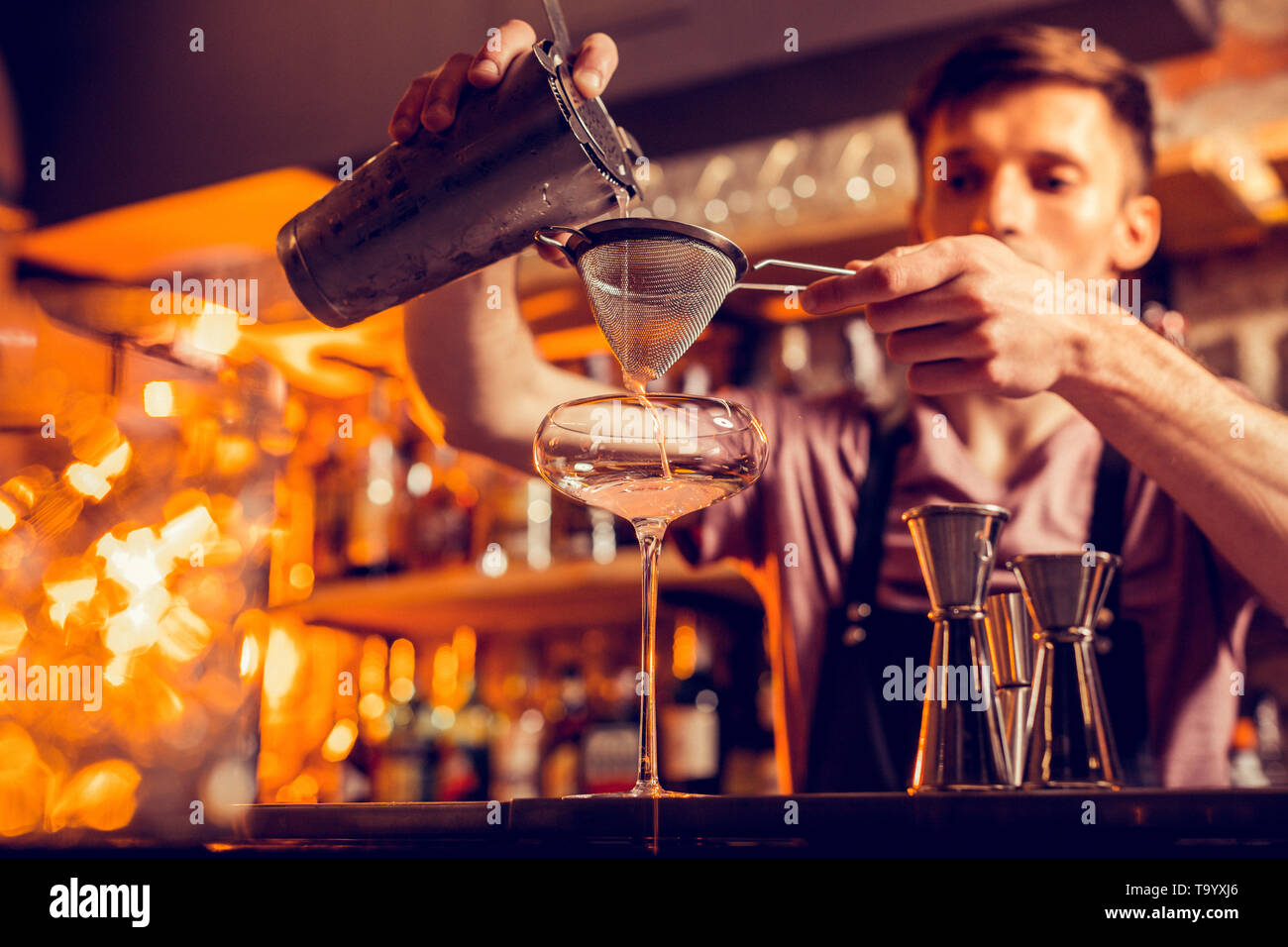 barmaid dark ro barmaid dark ro