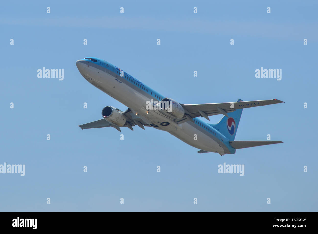 Boeing 737 900 hi-res stock photography and images - Alamy