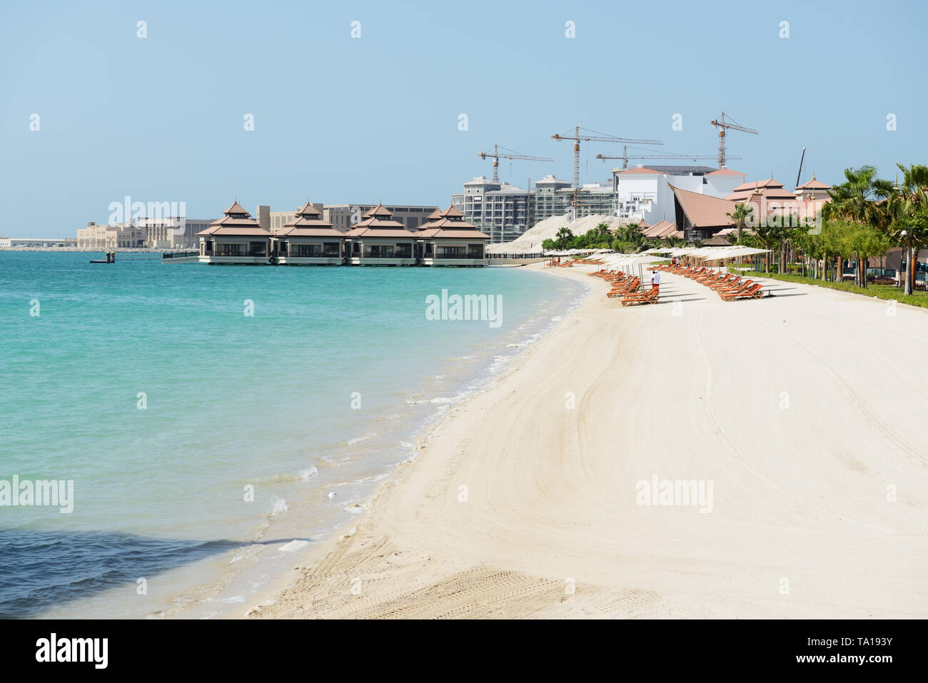 Beach of the luxury hotel on Palm Jumeirah man-made island, Dubai, UAE Stock Photo