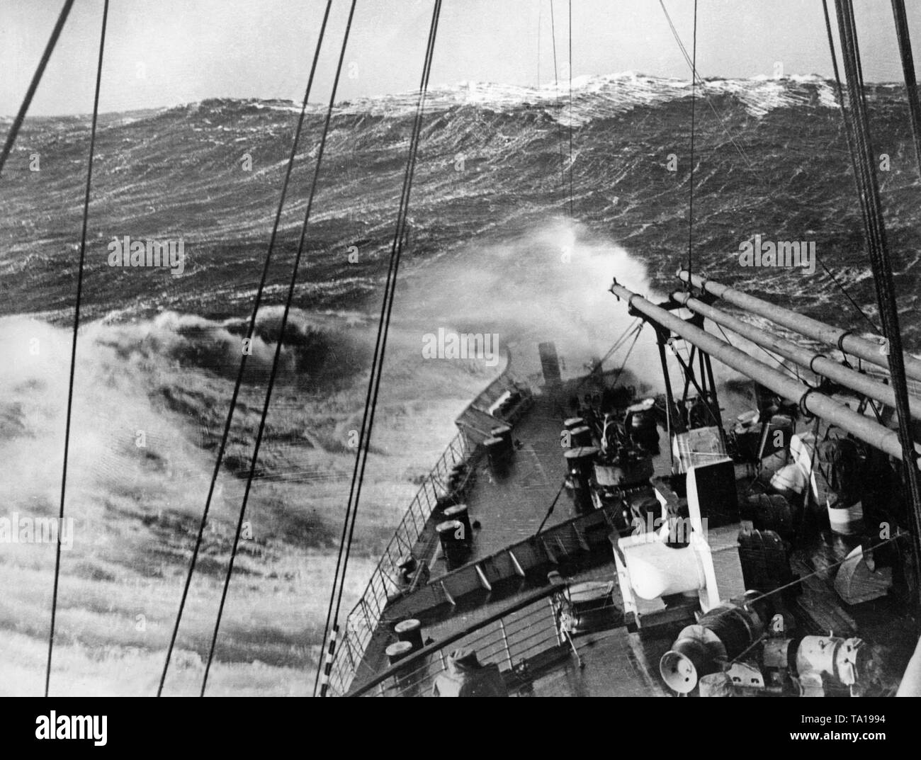 The HAPAG steamer 'Deutschland' in heavy seas on the North Atlantic. Stock Photo
