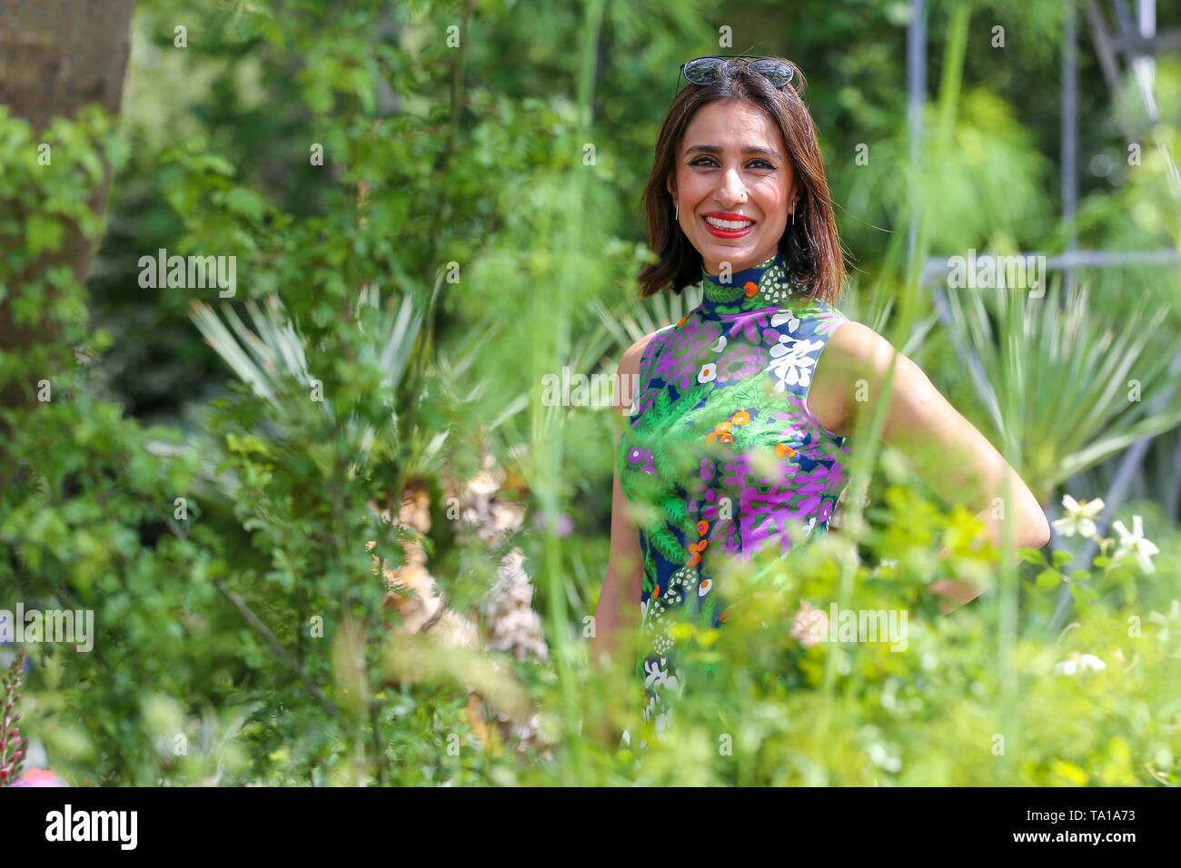 Anita Rani seen during the Chelsea Flower Show. The Royal Horticultural Society Chelsea Flower Show is an annual garden show over five days in the grounds of the Royal Hospital Chelsea in West London. The show is open to the public from 21 May until 25 May 2019. Stock Photo
