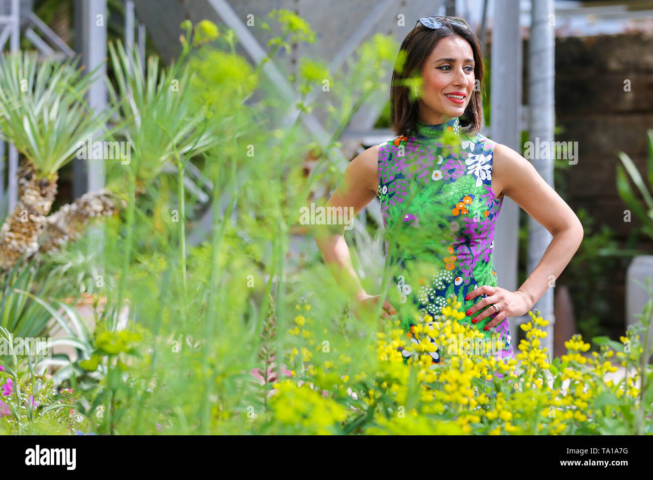 Anita Rani seen during the Chelsea Flower Show. The Royal Horticultural Society Chelsea Flower Show is an annual garden show over five days in the grounds of the Royal Hospital Chelsea in West London. The show is open to the public from 21 May until 25 May 2019. Stock Photo