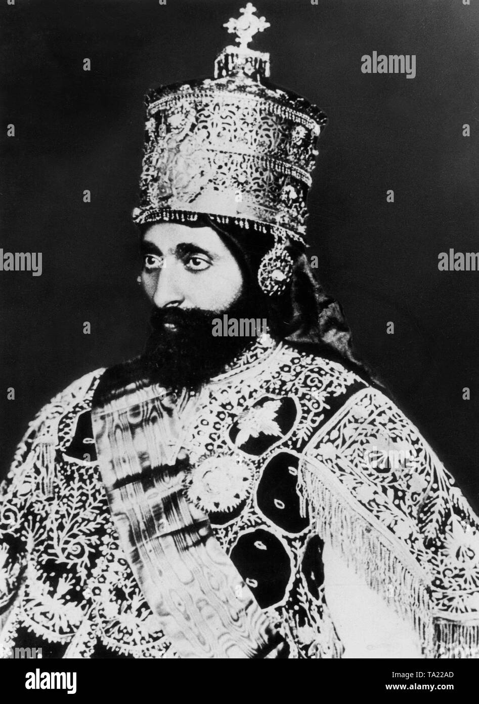 The Ethiopian Emperor Haile Selassie In His Coronation Robes Stock Photo Alamy