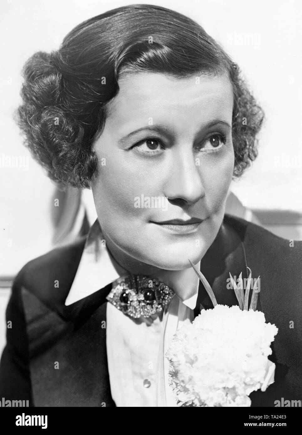 Short Hair Style Black And White Stock Photos Images Alamy