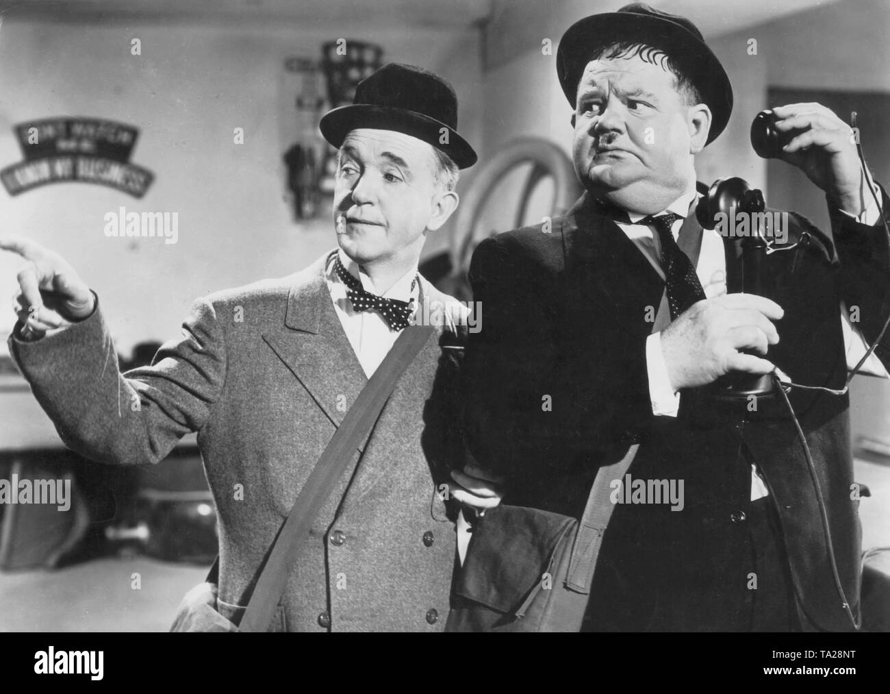 Stan Laurel and Oliver Hardy in 'Air Raid Wardens', directed by Edward Sedgwick, USA, 1943. Stock Photo