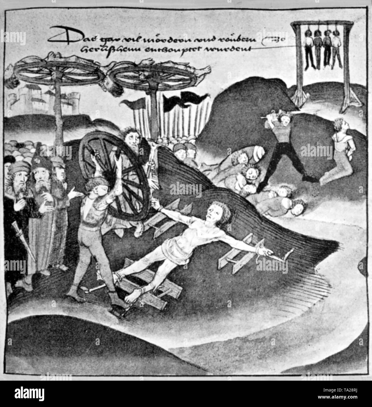 Punishments in the Middle Ages: execution of death penalty by wheels, hanging and beheading. Source: miniature, law enforcement against robbers and murderers. Diebold Schilling, Private Bauernchronik (Private Peasant Chronicle), 1480-84, page 184, Bern. Stock Photo