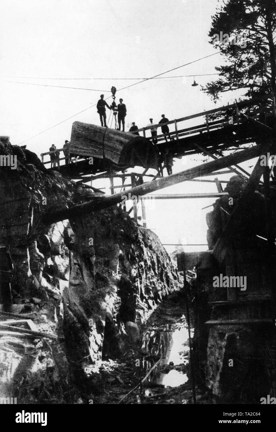 Soviet convicts at work on the construction of the White Sea Canal from 1931-1933. Stock Photo