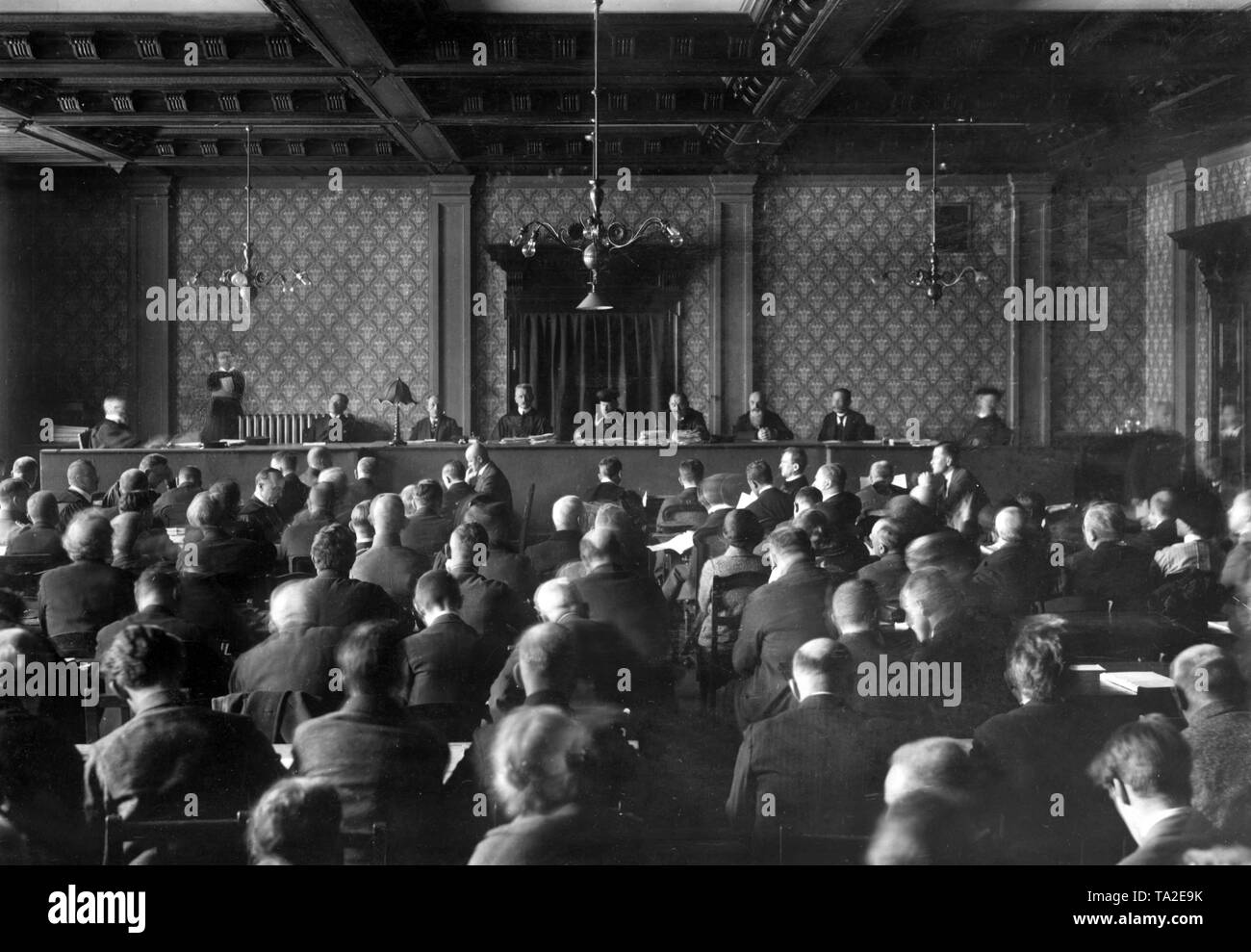 Crowded courtroom in the Infantry School. The proceedings took place before the People's Court of the Landgericht Muenchen I. Stock Photo