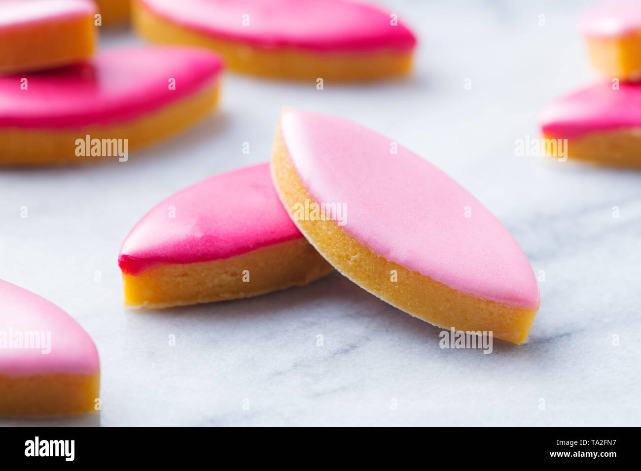 Calisson hi-res stock photography and images - Alamy