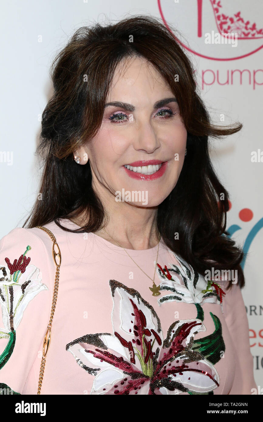 Robin mcgraw hi-res stock photography and images - Alamy