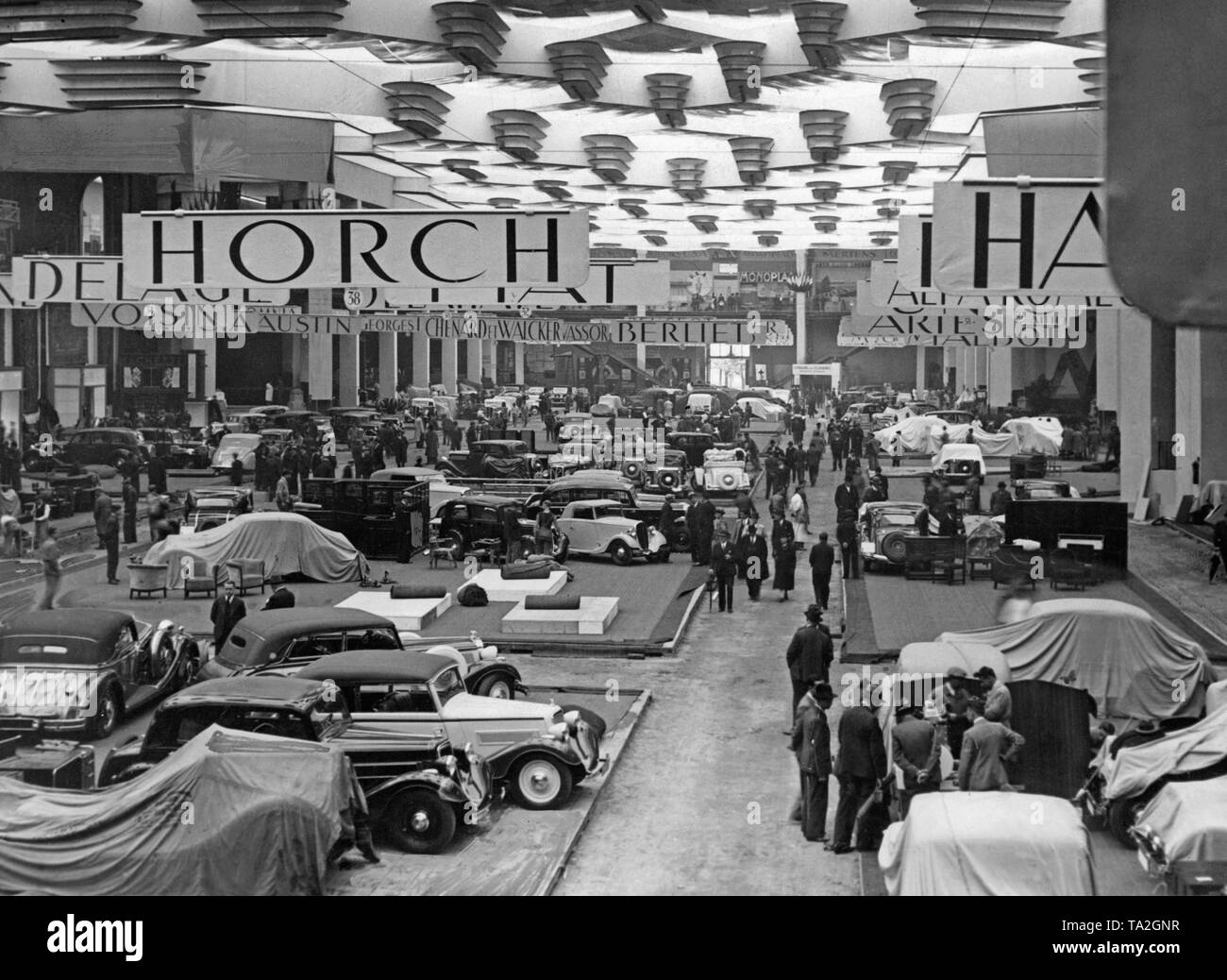 Exhibition of the car manufacturer Horch at the Paris Motor Show 1935 in the Grand Palais. Stock Photo