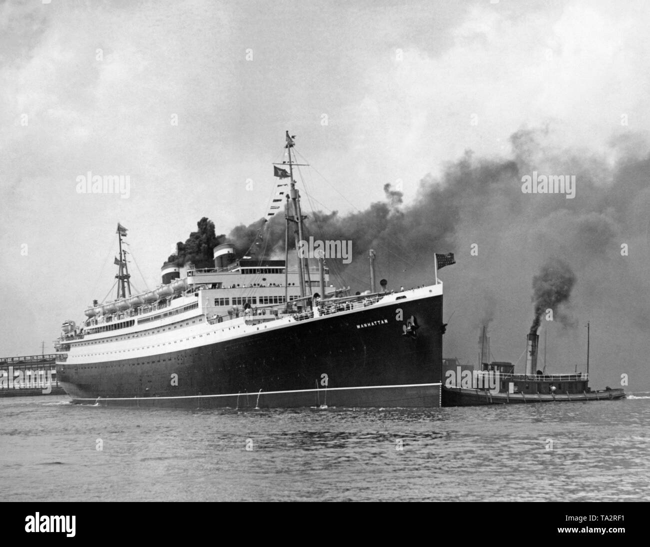 The ocean liner "Manhattan" before a sea trials on the Delaware River from Camden, New Jersey to Maine. Stock Photo