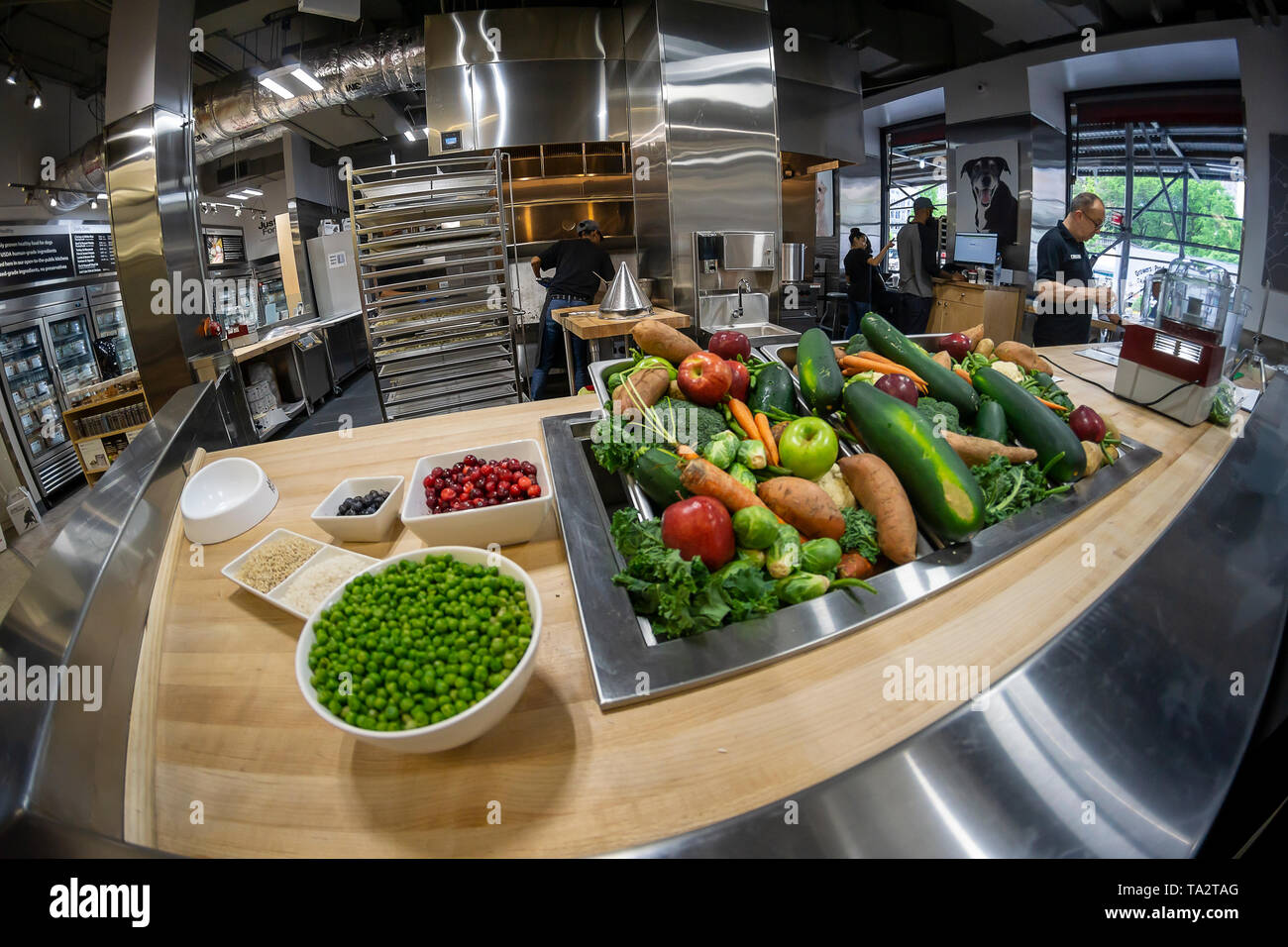 Fresh dog food petco hotsell
