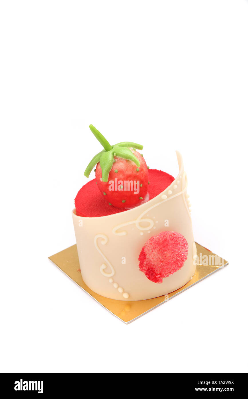 strawberry cake isolated in white background Stock Photo - Alamy