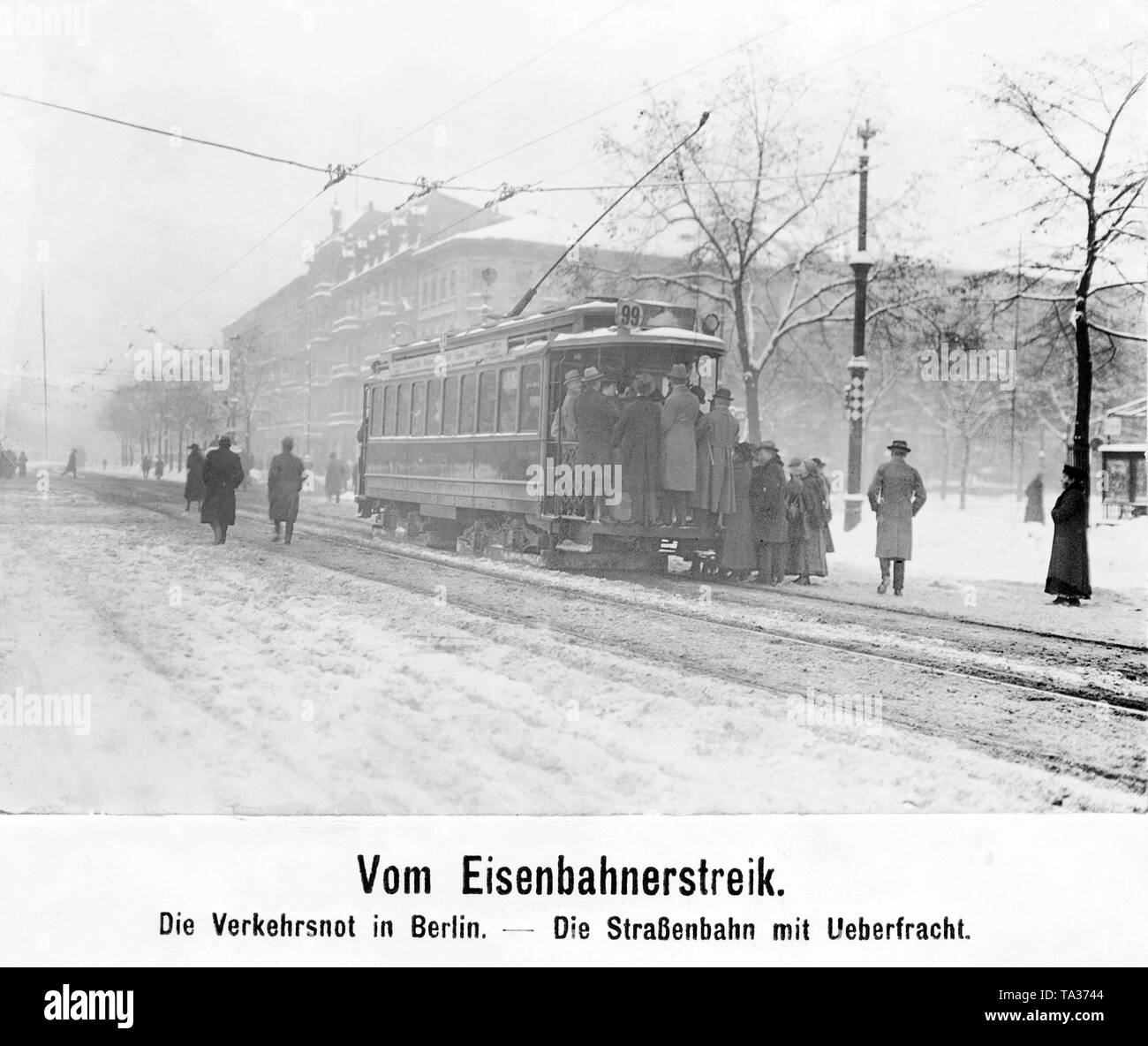 Tramway strike hi-res stock photography and images - Alamy