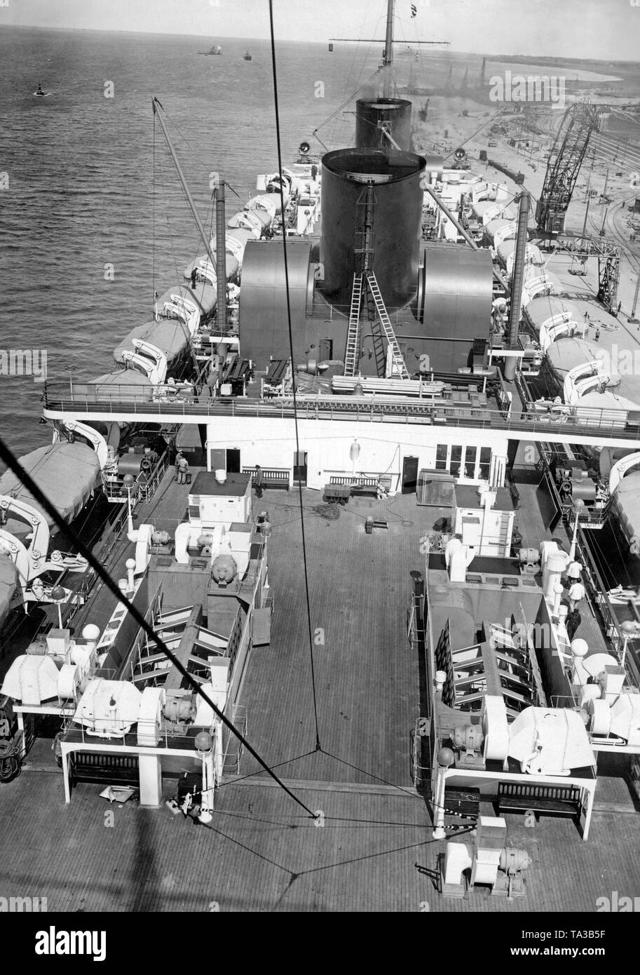 The upper deck with chimneys and lifeboats of the steamship 'Bremen' shortly before her maiden voyage to New York. Stock Photo