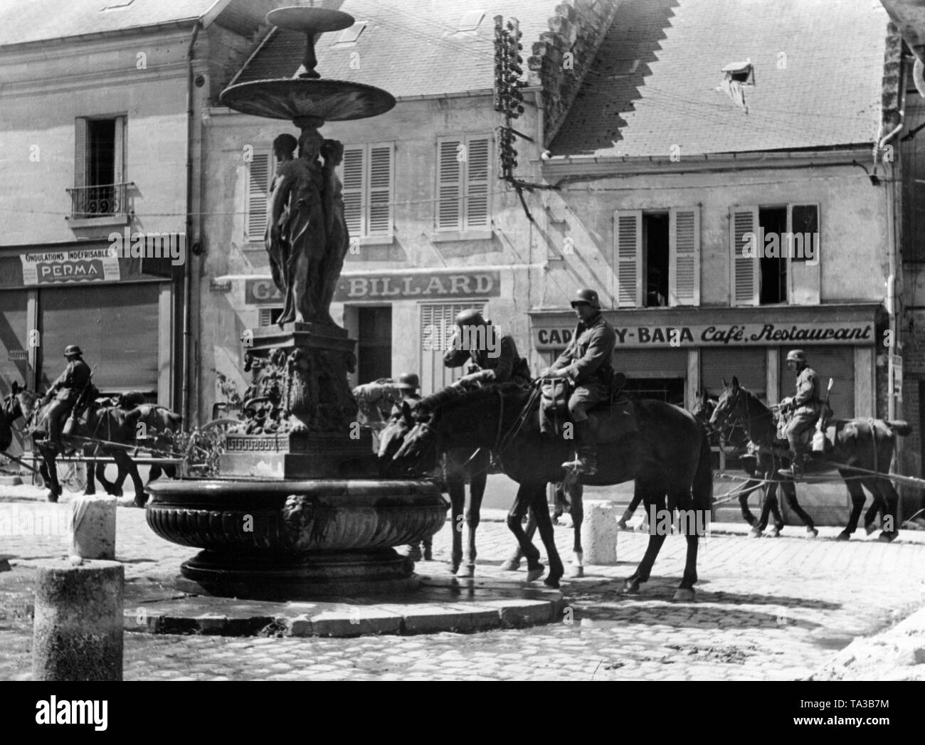 Wehrmacht soldiers normandy hi-res stock photography and images - Alamy