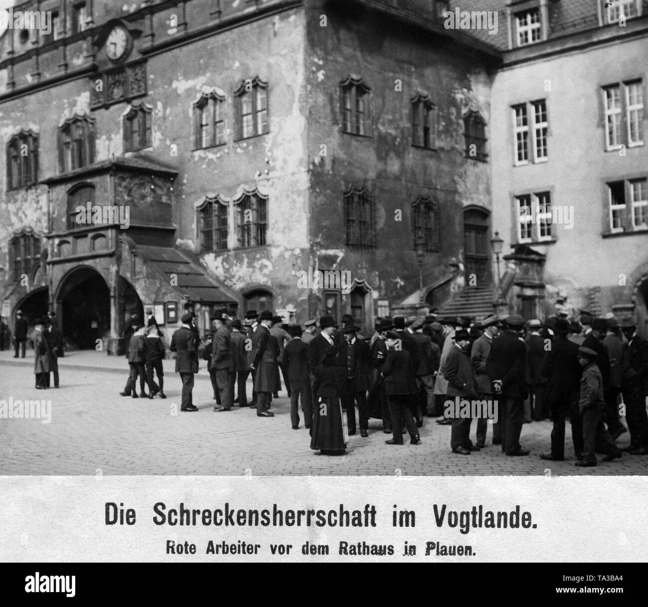 Armed workers of the Communist Red Army in front of the town hall in Plauen. Stock Photo