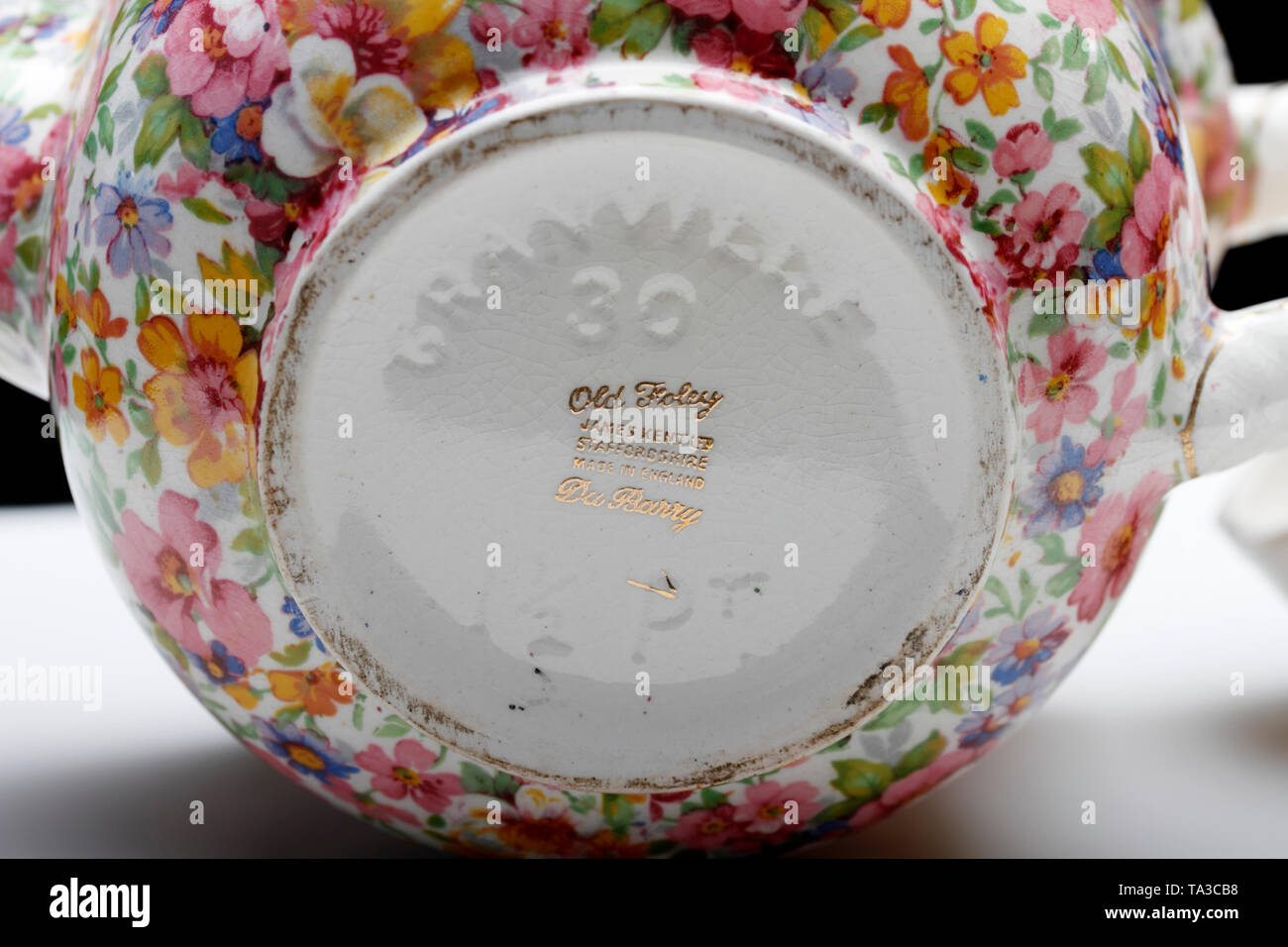 James Kent Staffordshire Old Foley Du Barry Teapot bone china Name