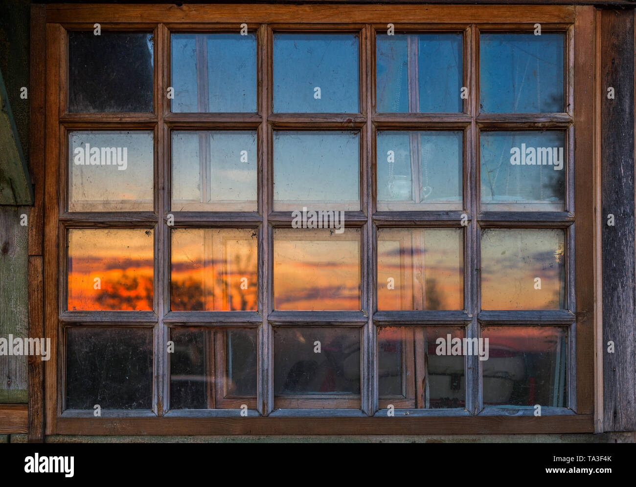 Normal Window Front View Normal view hi-res stock photography and images - Alamy