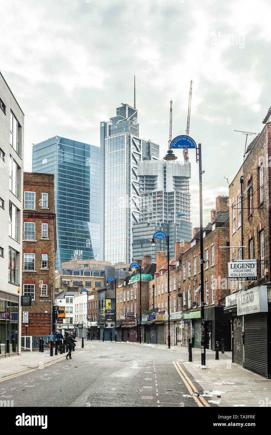 Old and new architectural styles on Wentworth Street, Spitalfield, London, E1, England, UK. Stock Photo