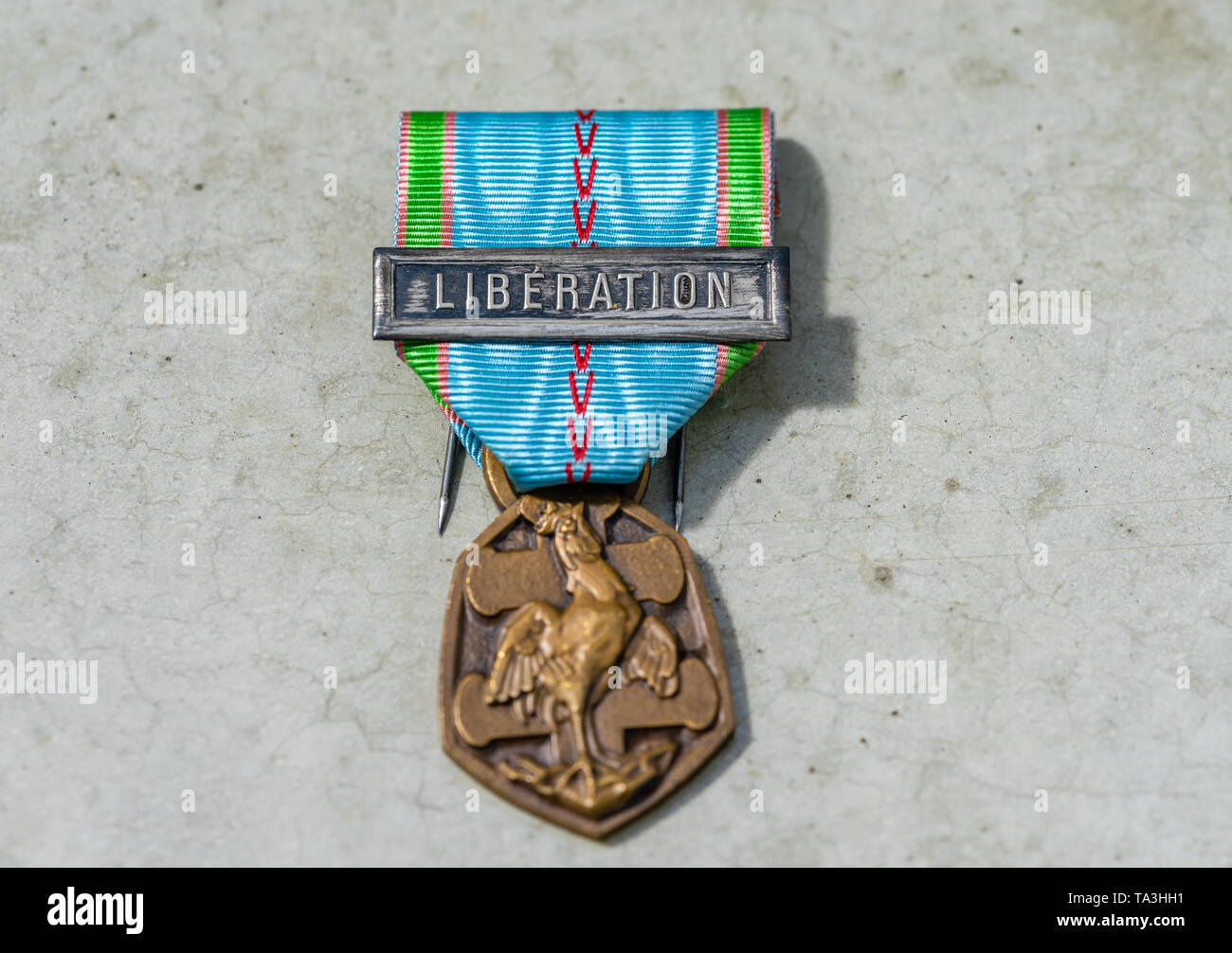 1939–1945 Bronze Commemorative Liberation War Medal (France) for servants in the ranks of the French Foreign Legion Stock Photo