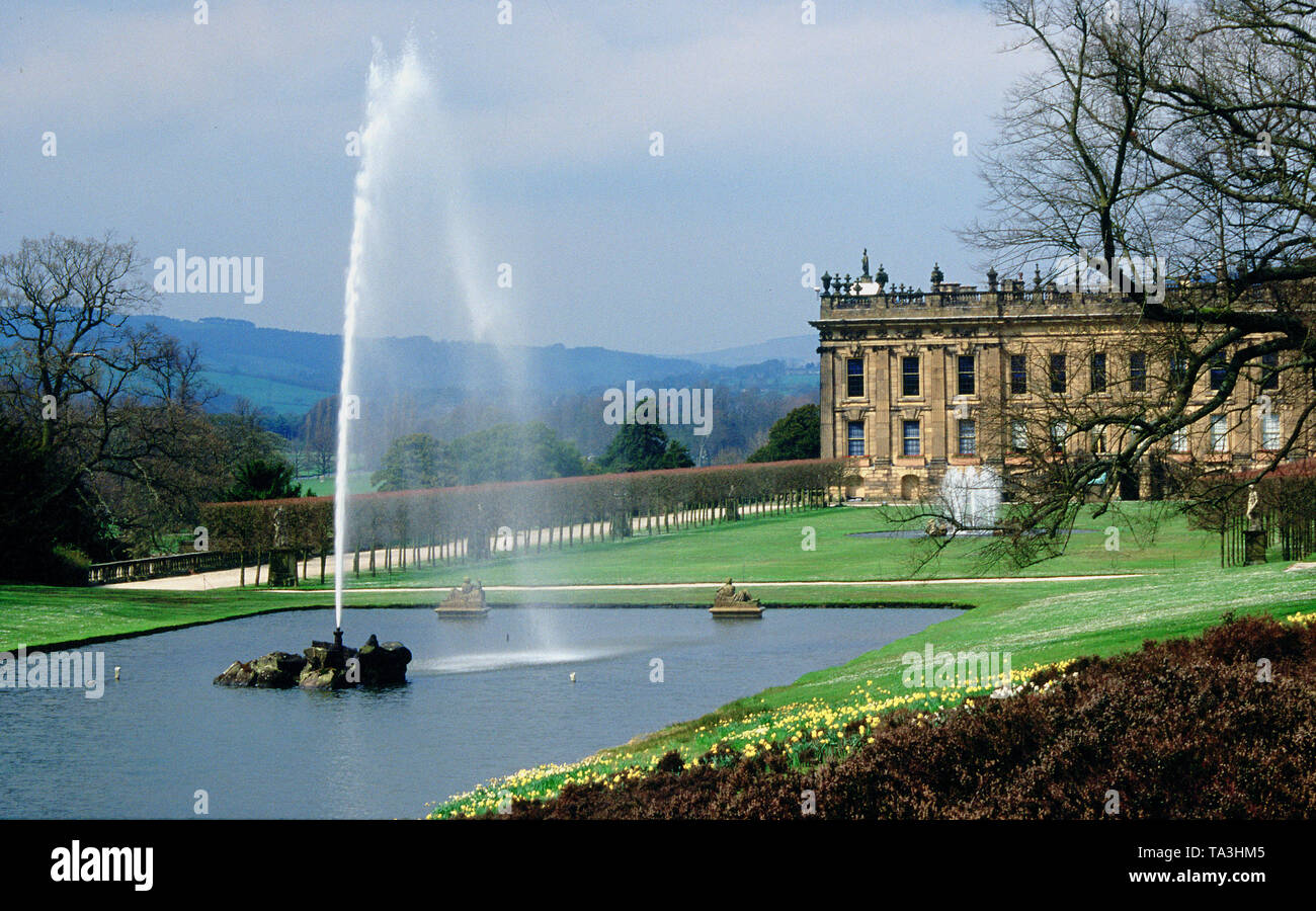 Chatsworth emperor fountain hires stock photography and images Alamy