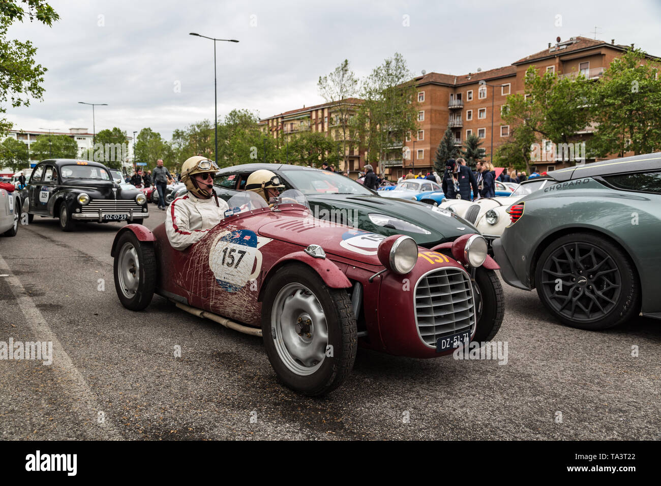 Old Italian Racing The classic italian 1000 Miglia road race with vintage cars Stock Photo ...