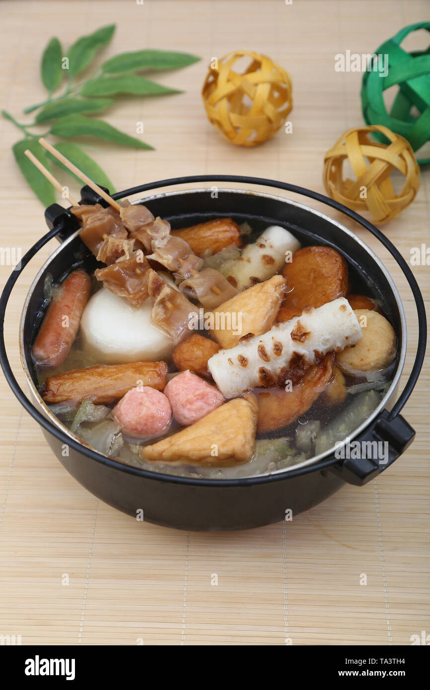 https://c8.alamy.com/comp/TA3TH4/oden-japanese-one-pot-dish-TA3TH4.jpg