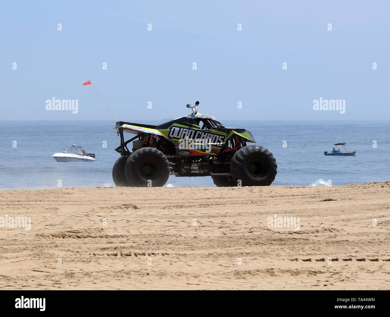 May 18, 2019 PUNGO OFFROAD MONSTERS ON THE BEACH bring the big trucks