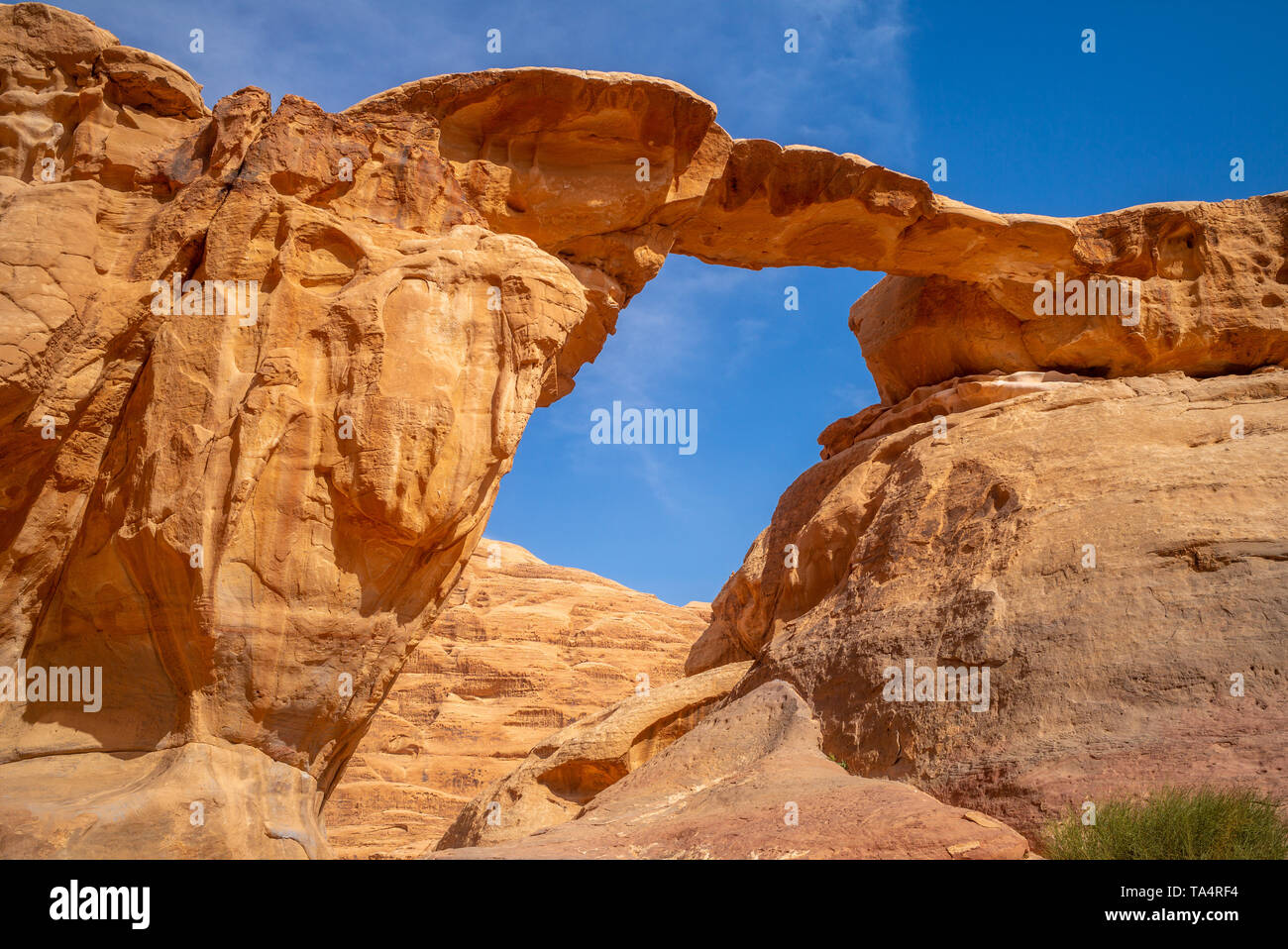 Um Fruth rock bridge in wadi rum desert, jordan Stock Photo