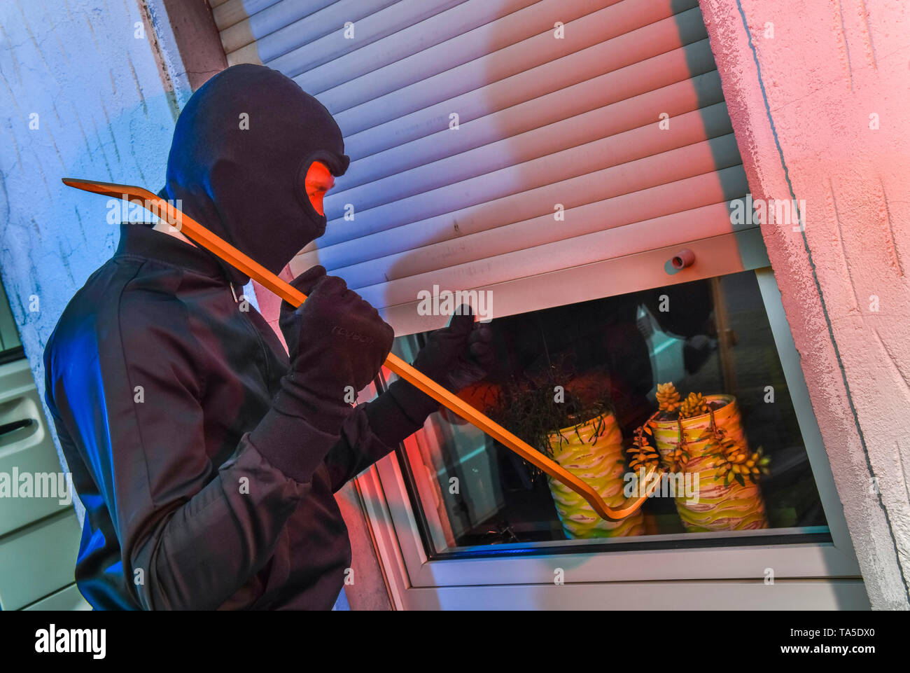 Burglar Symbolfoto, Einbrecher Symbolfoto Stock Photo