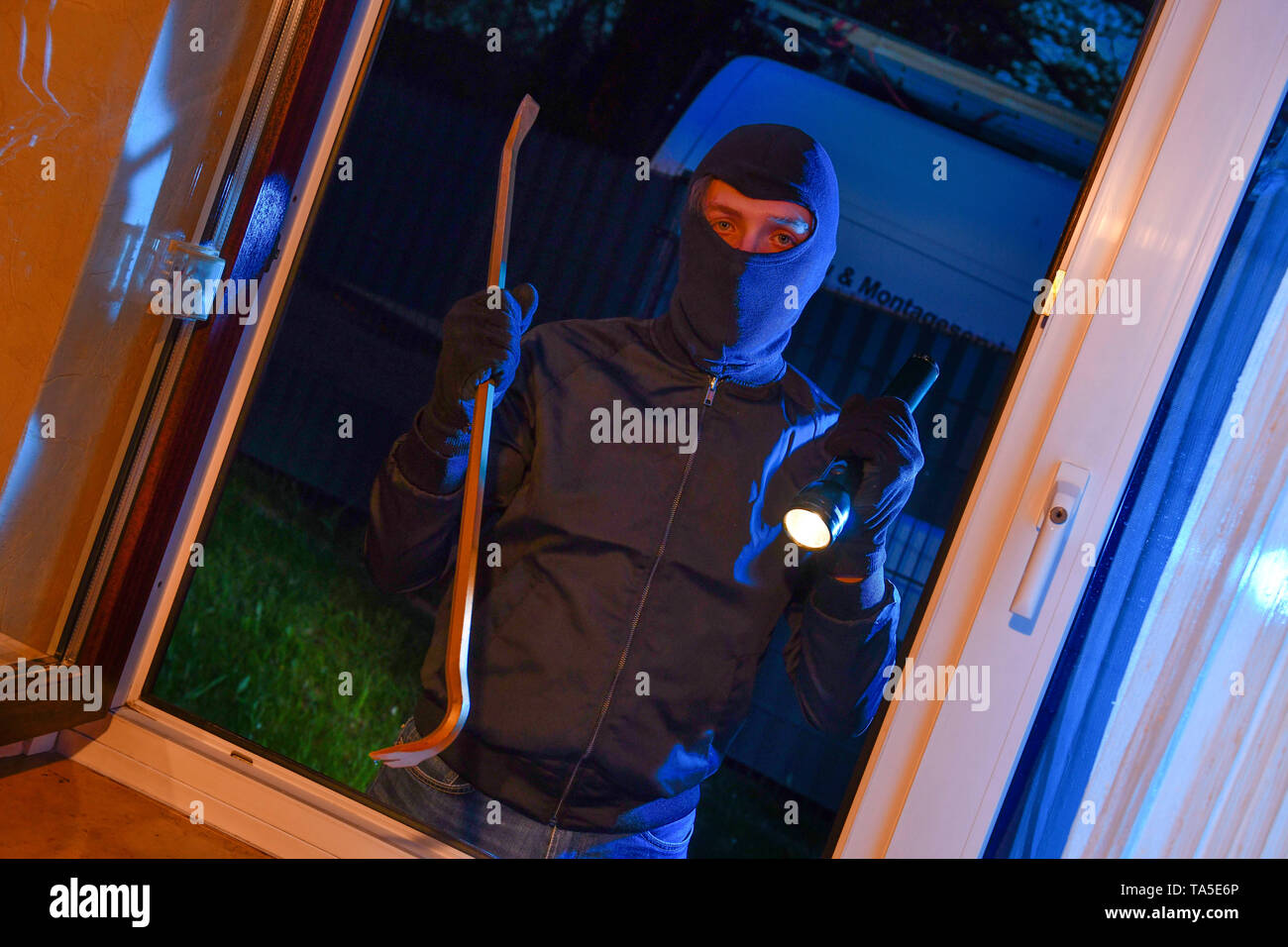 Burglar Symbolfoto, Einbrecher Symbolfoto Stock Photo