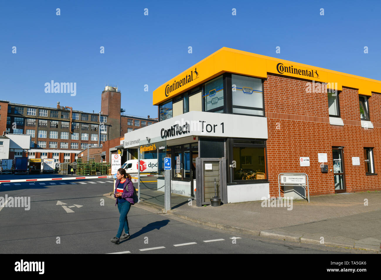 Continental reifen hi-res stock photography and images - Alamy