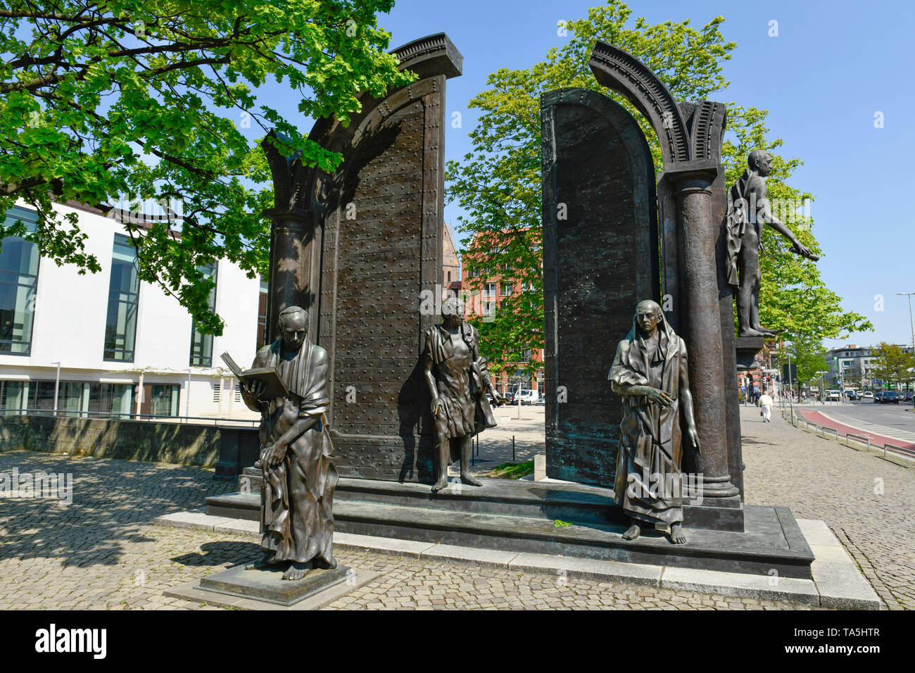 Monument of the Göttingen seven, place of the Göttingen seven, Hannover, Lower Saxony, Germany Monument of the Göttingen seven, place of the Göttingen seven, Hannover, Lower Saxony, Germany