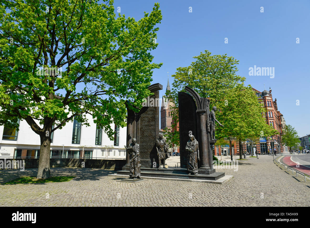 Platz Der Goettinger Sieben High Resolution Stock Photography and Images -  Alamy