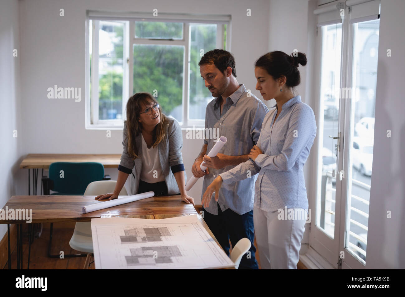 Modern start up business office hi-res stock photography and images - Alamy