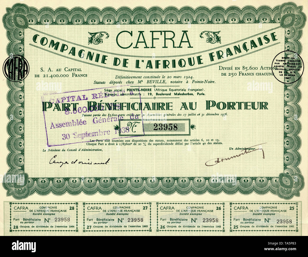 Historic colonial share certificate, 1936, Paris, 250 French francs, France, Europe, Compagnie Francaise de l'Afrique, CAFRA, Pointe-Noire, French Congo, also known as French Equatorial Africa, now Republic of Congo, Africa, Historisches Wertpapier, Kolonial-Aktie, ausgestellt 1936 in Paris über 250 französische Franc, Frankreich, Europa, Compagnie de l'Afrique Francaise, CAFRA, Pointe-Noire, Französisch-Kongo oder Französisch-Äquatorialafrika, heute Republik Kongo, Afrika Stock Photo