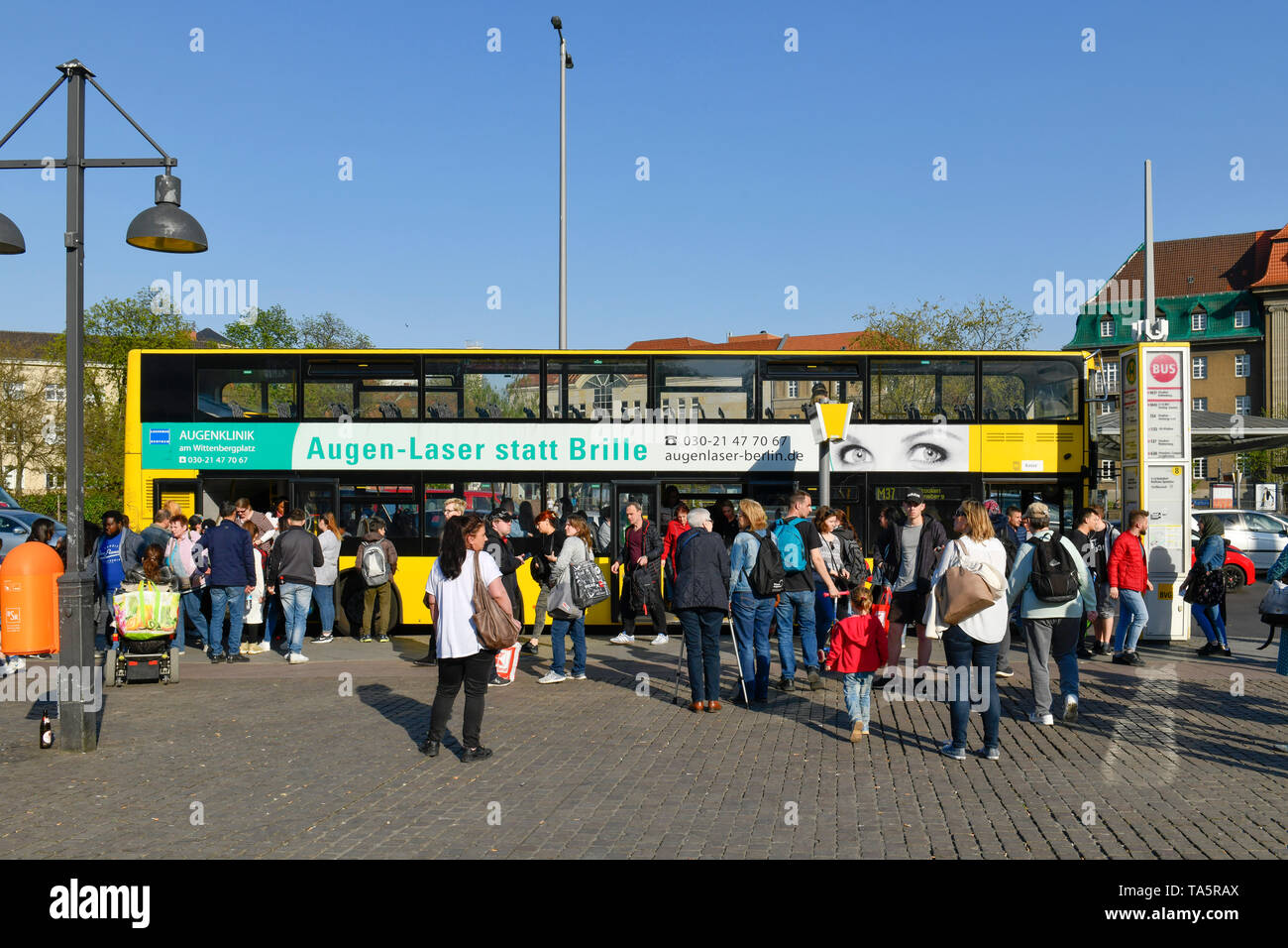 Bus stop, old town-dweller ring, Spandau, Berlin, Germany, Bushaltestelle, Altstädter Ring, Deutschland Stock Photo