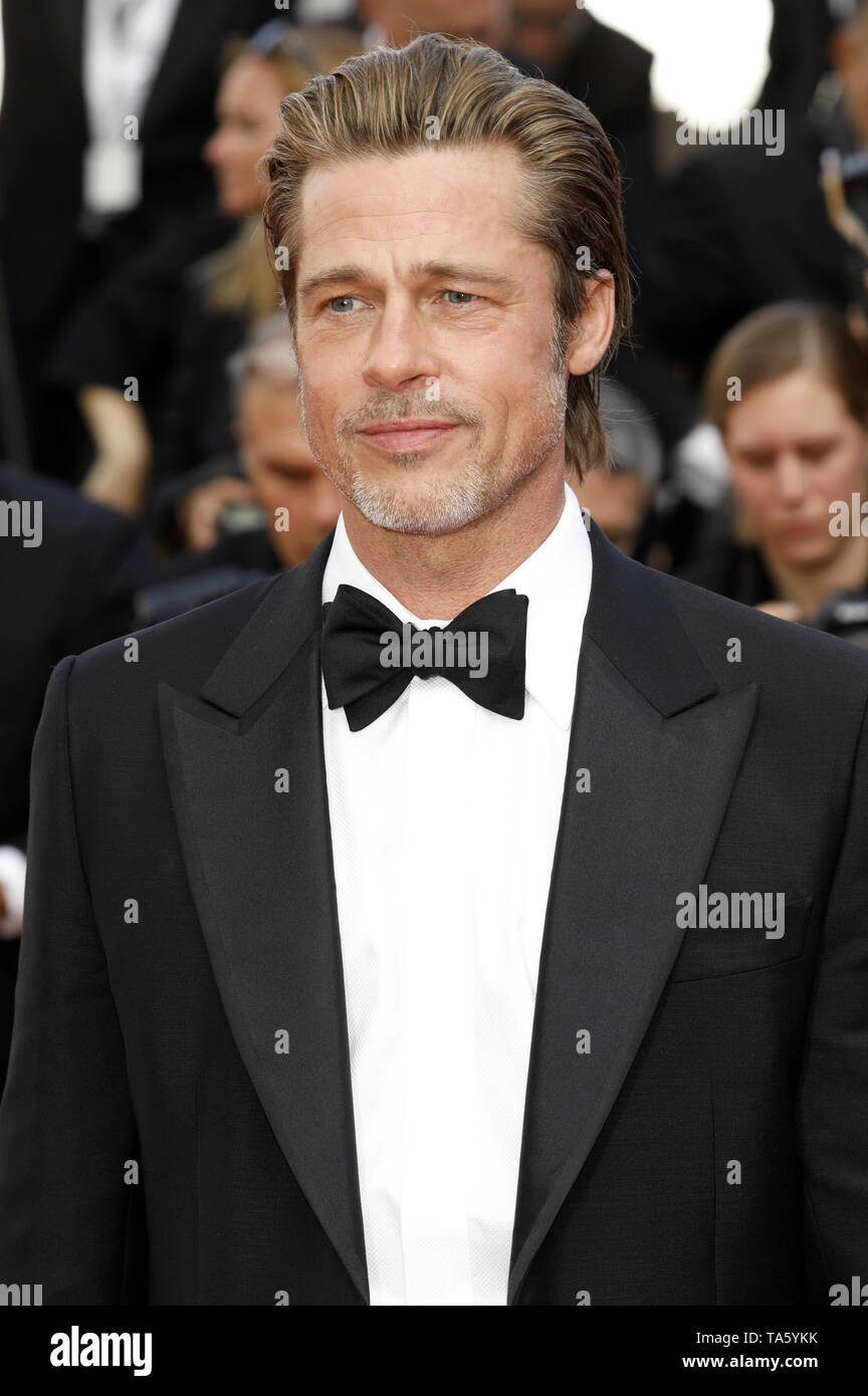 Brad pitt attending once upon hi-res stock photography and images - Alamy, image size:864x1390
