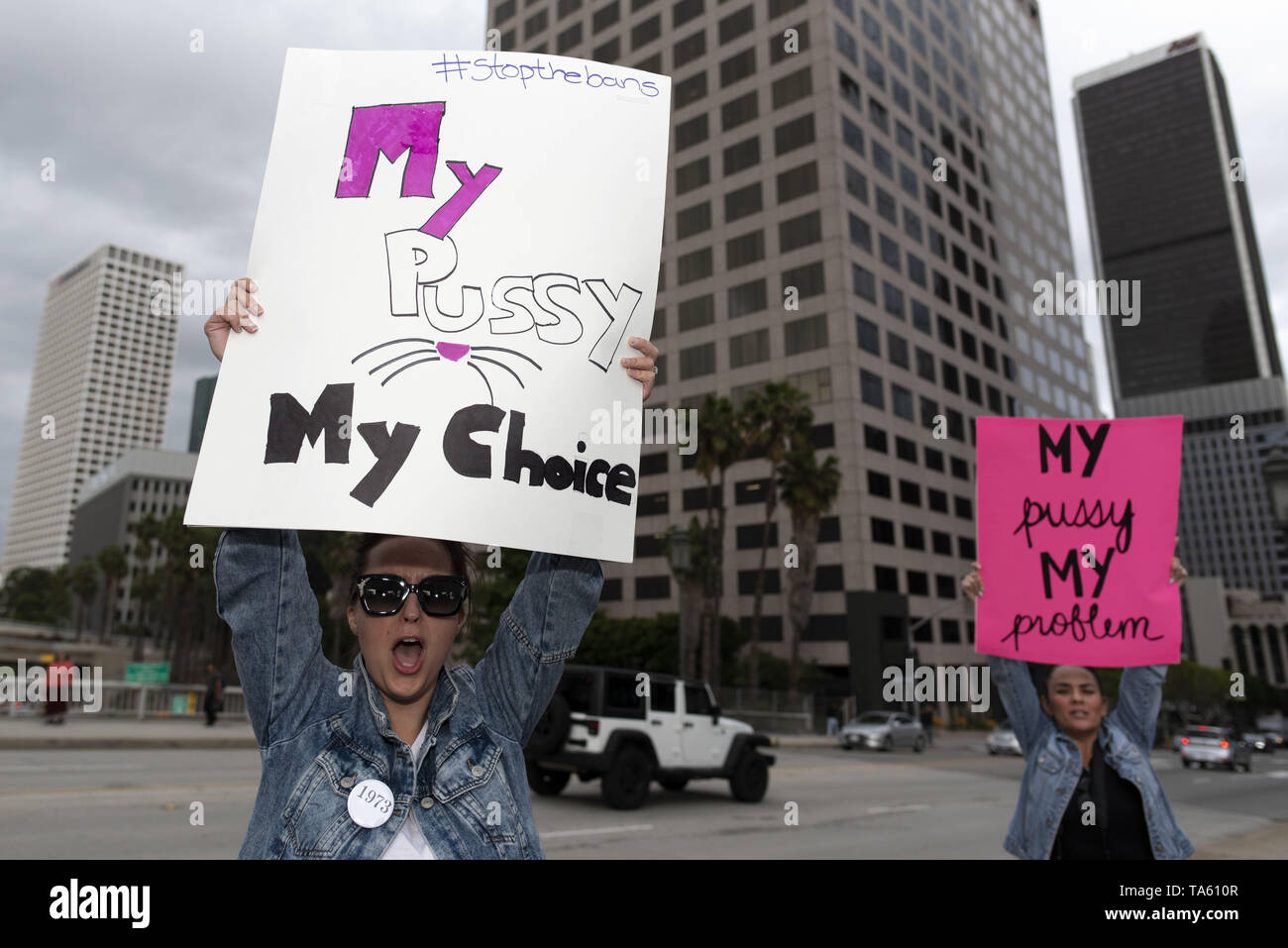 May 21, 2019 - Los Angeles, CA, United States - An activist seen holding a placard that says My Pussy My Choice during the protest..Women rights activists protested against restrictions on abortions after Alabama passed the most restrictive abortion bans in the US. Similar Stop the Bans Day of Action for Abortion Rights rallies were held across the nation. (Credit Image: © Ronen Tivony/SOPA Images via ZUMA Wire) Stock Photo