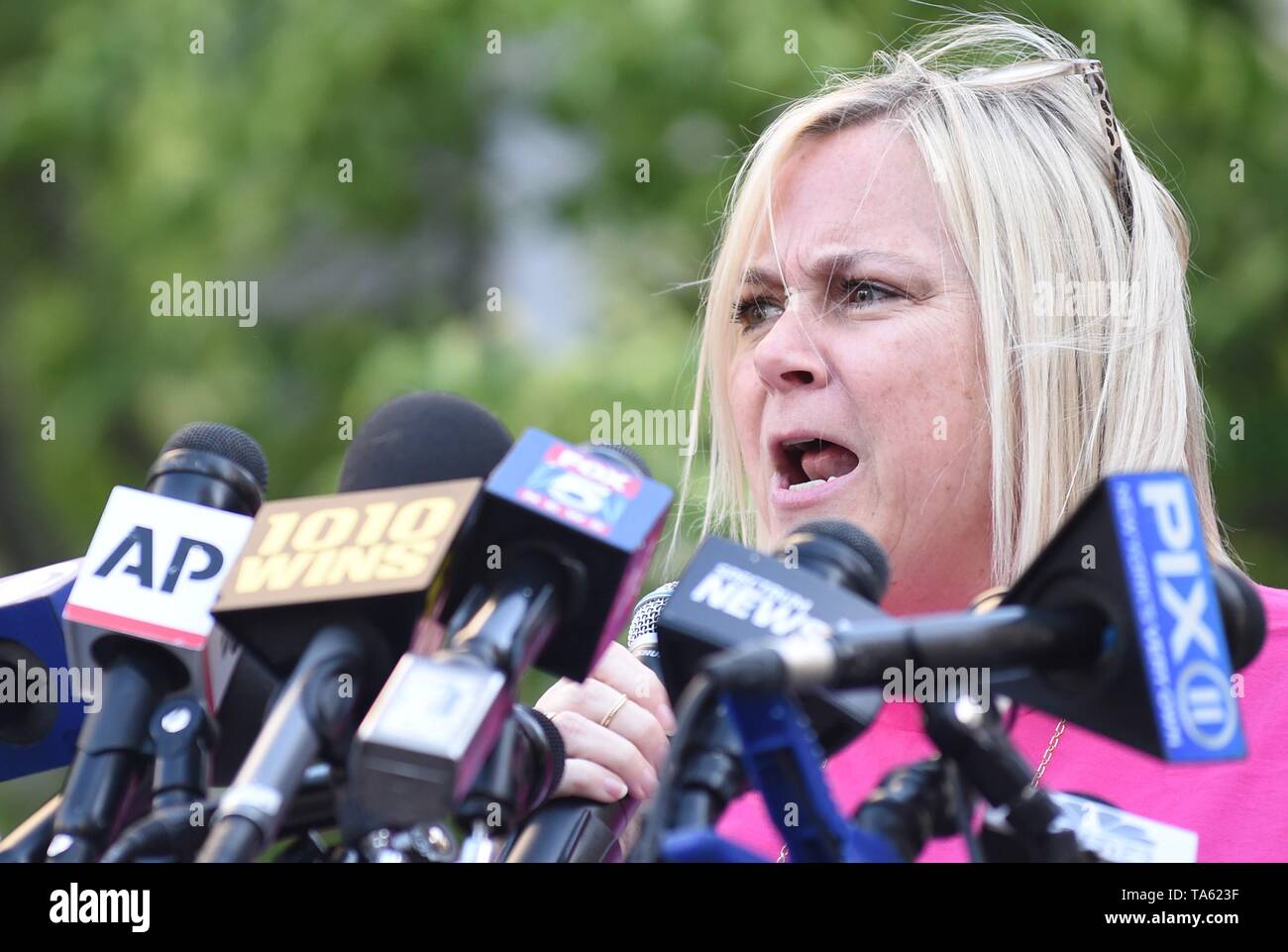 New York, NY, USA. 21st May, 2019. Laura McQuade in attendance for #STOPTHEBANS Planned Parenthood Rally, Foley Square, New York, NY May 21, 2019. Credit: Kristin Callahan/Everett Collection/Alamy Live News Stock Photo
