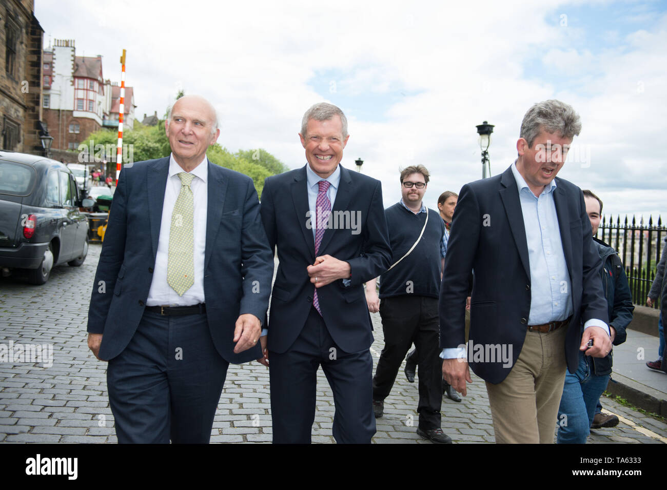 Edinburgh, UK. 22 May 2019. On the eve of the European elections Liberal Democrat Leader Vince Cable rallies activists and campaigners in Edinburgh. At the start of a day-long UK-wide tour Vince Cable will say that Liberal Democrats are set to make gains, including in Scotland, as the strongest party of Remain in the UK. Credit: Colin Fisher/Alamy Live News Stock Photo